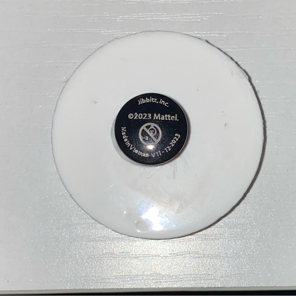 Barbie logo Jibbitz - Picture 2 of 3